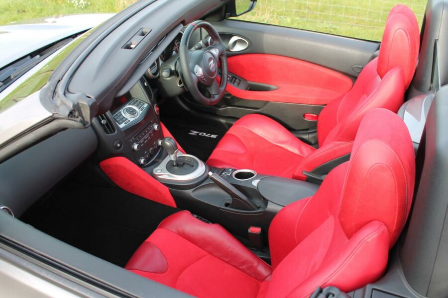 Nissan 370Z Roadster Indoor Cover - Red